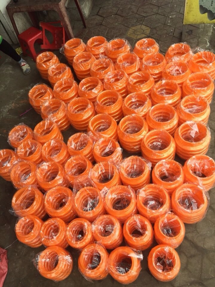 Ủng máy đầm cóc